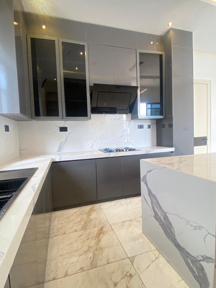 Luxury 6 Bedrooms + Bq, Lekki County, Lekki, Lagos, Detached Duplex for Sale