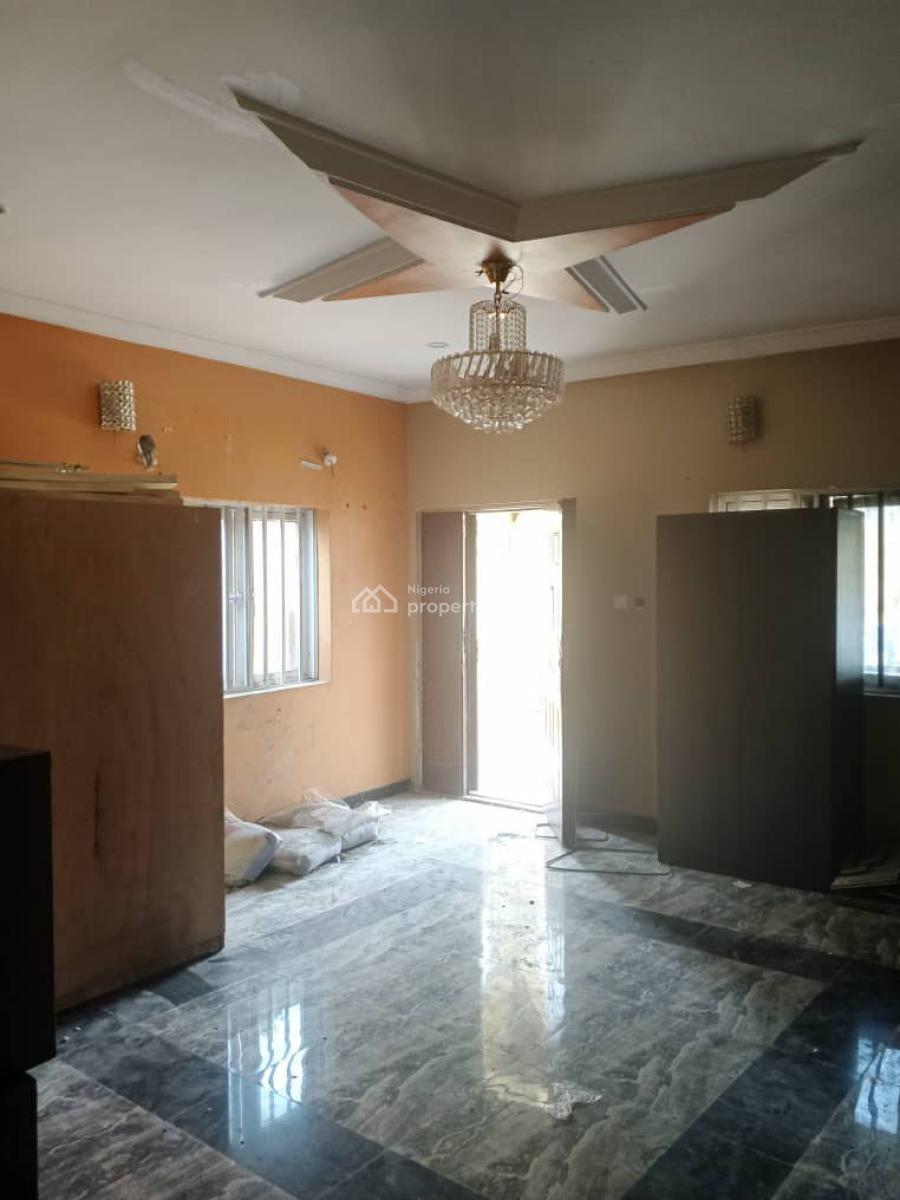 2 Bedroom Flat Both Rooms En-suite with Guest Toilet, Gra Phase 1, Magodo, Lagos, Flat / Apartment for Rent