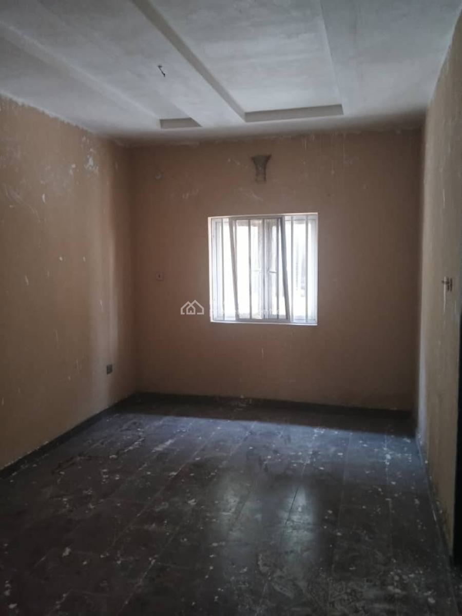 2 Bedroom Flat Both Rooms En-suite with Guest Toilet, Gra Phase 1, Magodo, Lagos, Flat / Apartment for Rent