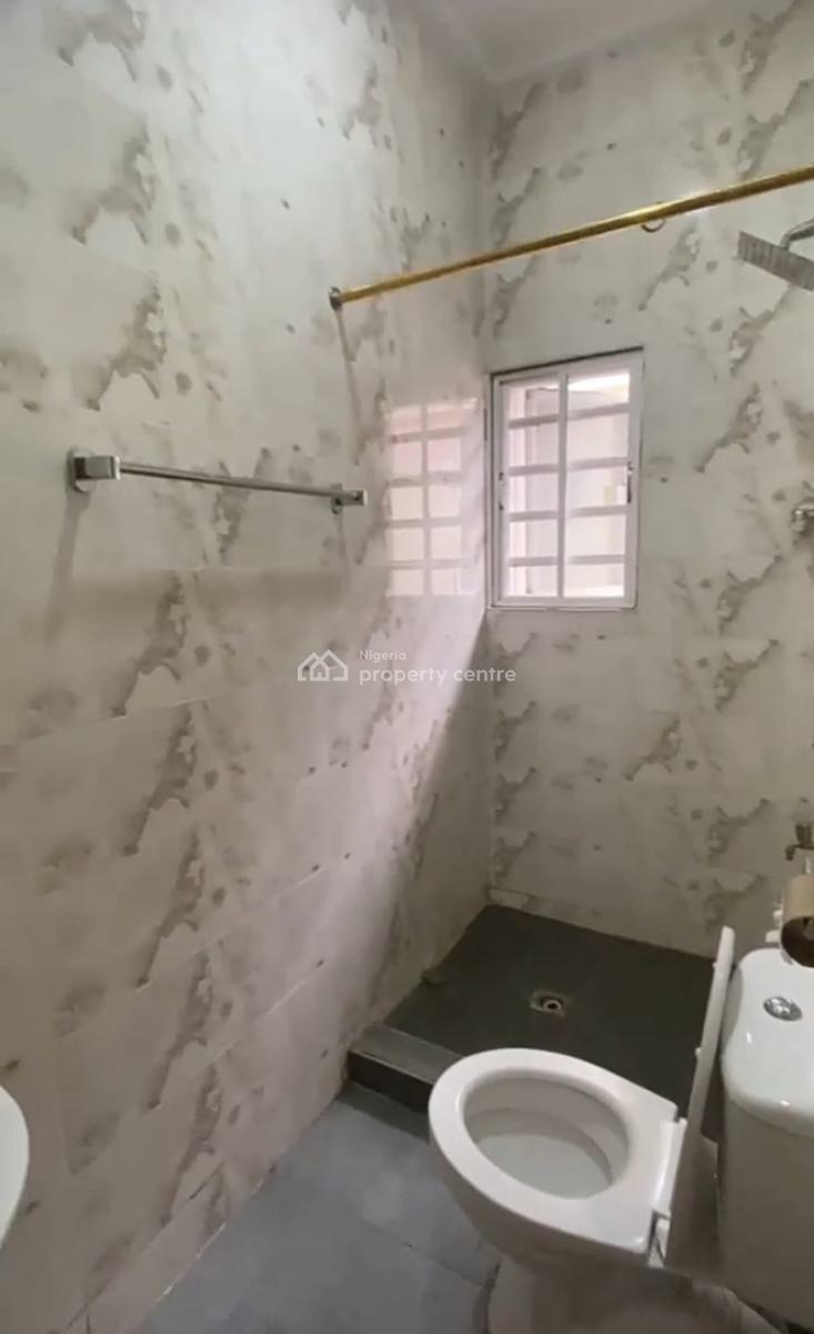 Serviced & Spacious 2 Bedroom Apartment { Video Available}, Agungi, Lekki, Lagos, Flat / Apartment for Rent