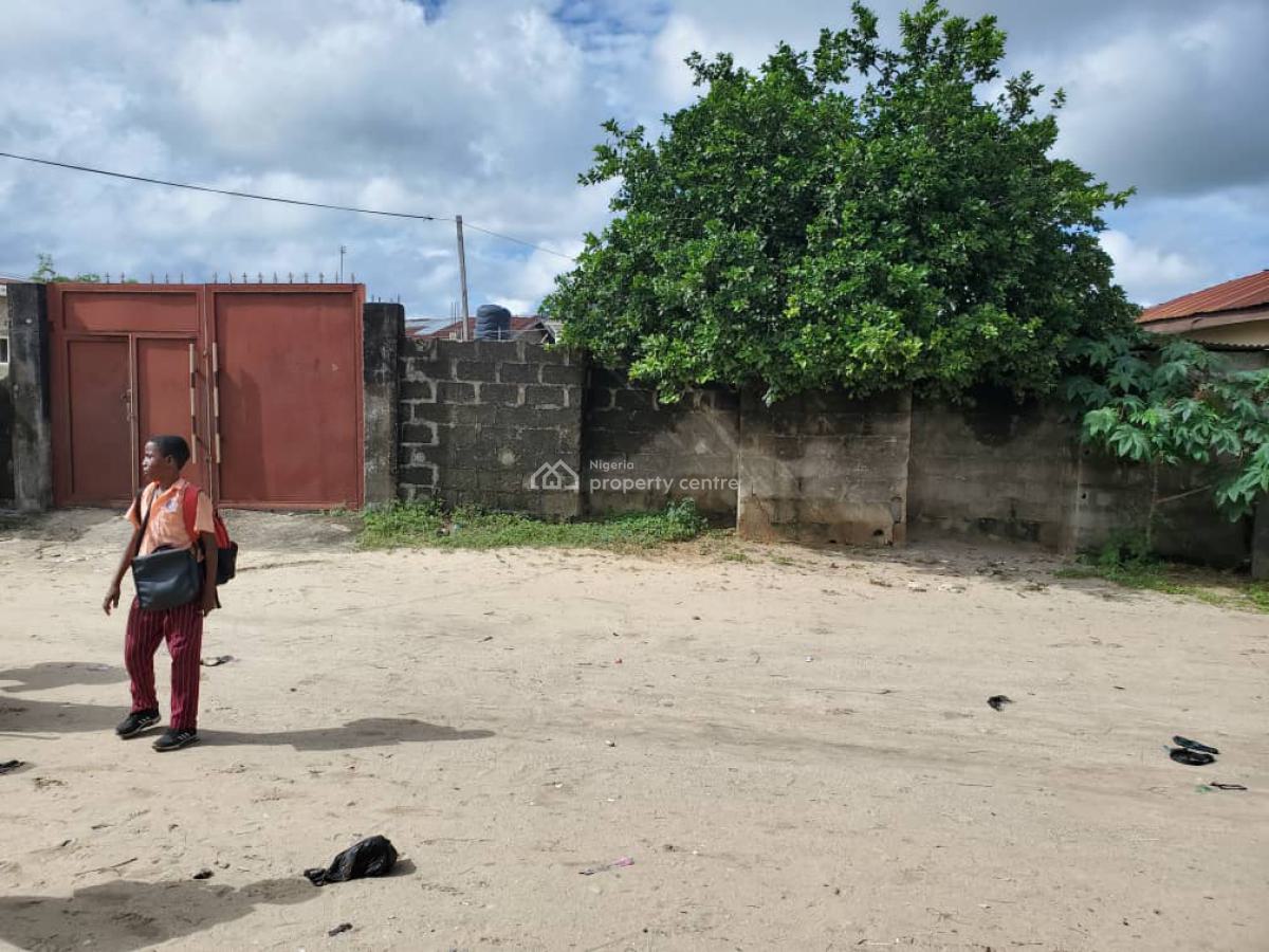 Very Nice 2bedroom Bungalow with Unit Room Self Contained on 585sqm, Ologunfe, Awoyaya, Ibeju Lekki, Lagos, Detached Bungalow for Sale
