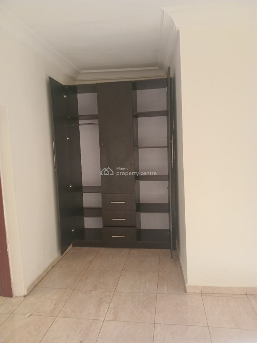 a Masterbed with Studio Kitchen, Chevron Drive, Lekki, Lagos, Self Contain (single Rooms) for Rent
