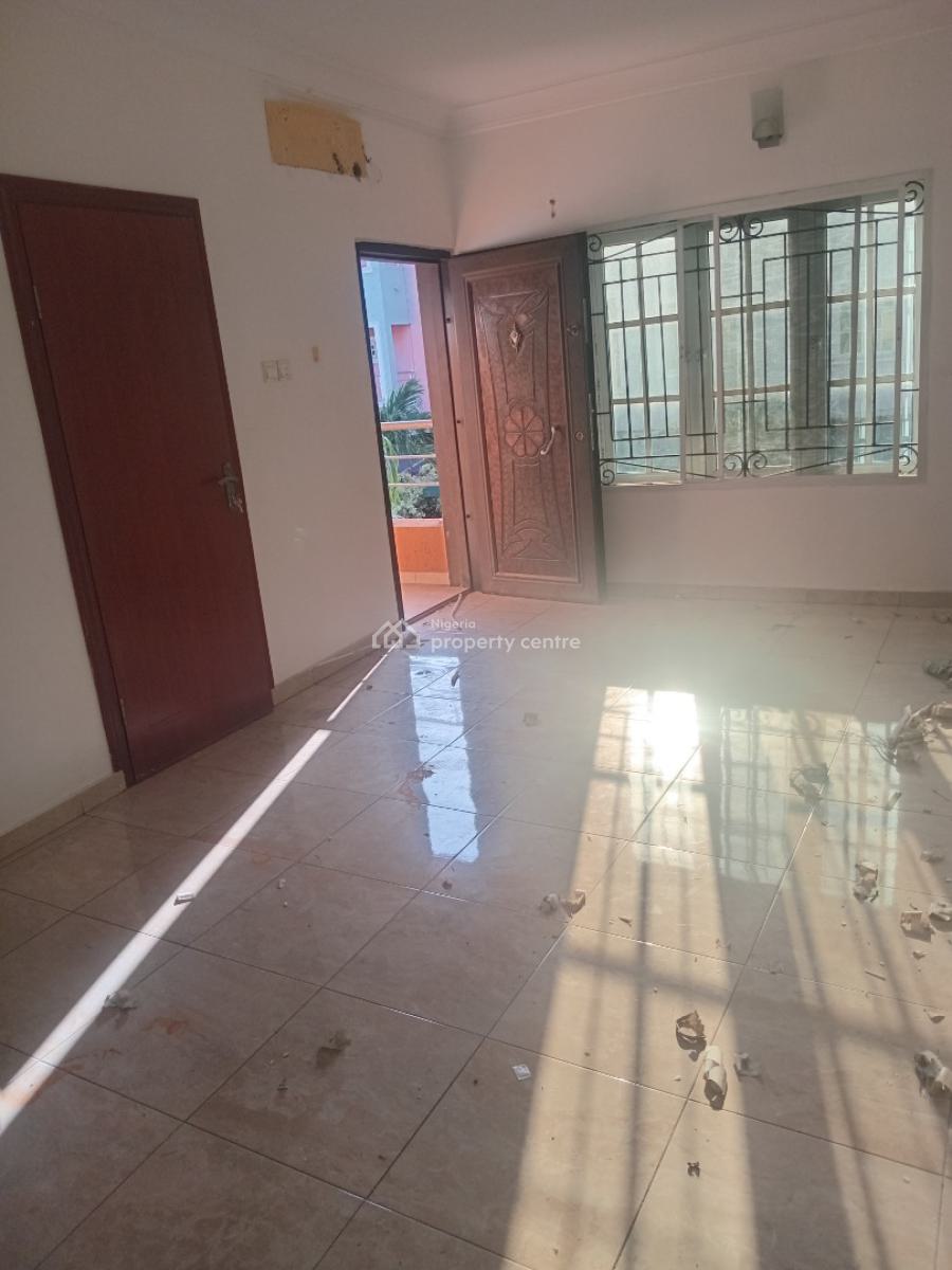 a Masterbed with Studio Kitchen, Chevron Drive, Lekki, Lagos, Self Contain (single Rooms) for Rent