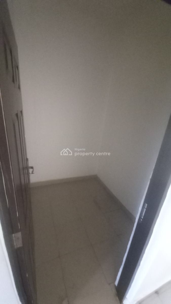 Tastefully Finished & Spacious 2 Bedrooms Flat, News Engineering, Dawaki, Gwarinpa, Abuja, Flat / Apartment for Rent