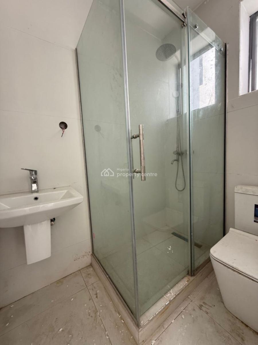 Nice 2 Bedroom Apartment, Freedom Way, Lekki Phase 1, Lekki, Lagos, Block of Flats for Sale