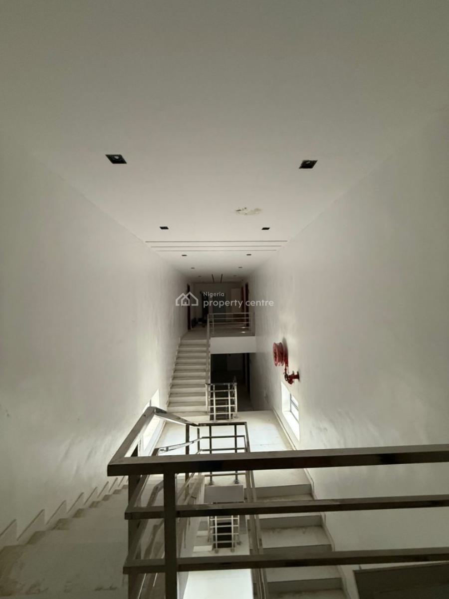 Nice 2 Bedroom Apartment, Freedom Way, Lekki Phase 1, Lekki, Lagos, Block of Flats for Sale