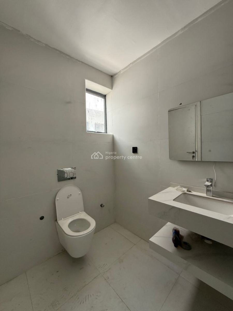 Nice 2 Bedroom Apartment, Freedom Way, Lekki Phase 1, Lekki, Lagos, Block of Flats for Sale