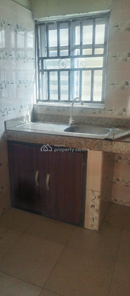 2bedrooms Apartments Very Closed to Bustop, Imalete Alafia, Ibeju Lekki, Lagos, Flat / Apartment for Rent