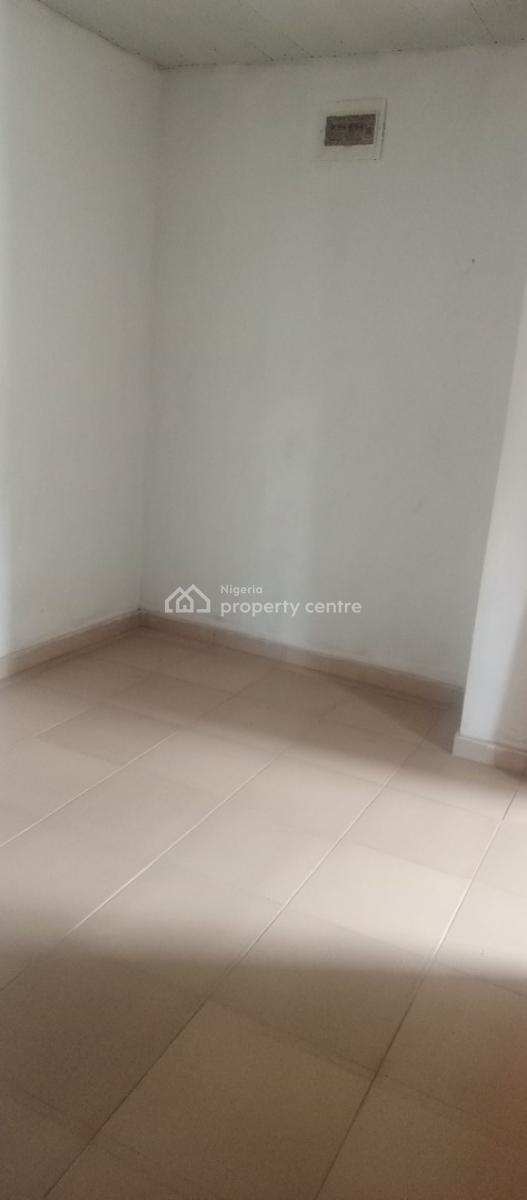 2bedrooms Apartments Very Closed to Bustop, Imalete Alafia, Ibeju Lekki, Lagos, Flat / Apartment for Rent