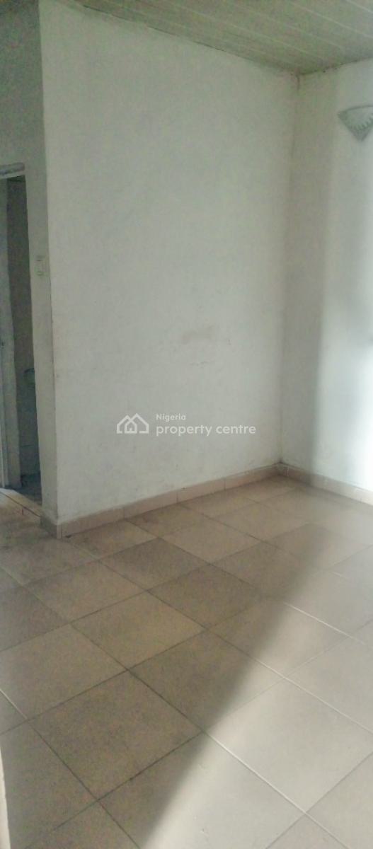 2bedrooms Apartments Very Closed to Bustop, Imalete Alafia, Ibeju Lekki, Lagos, Flat / Apartment for Rent