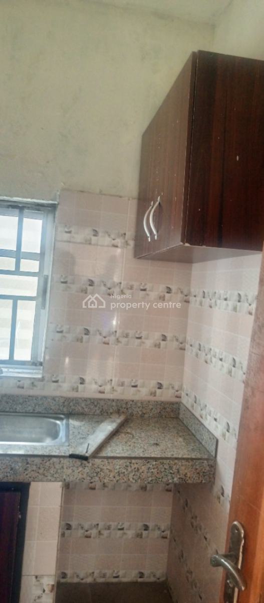 2bedrooms Apartments Very Closed to Bustop, Imalete Alafia, Ibeju Lekki, Lagos, Flat / Apartment for Rent