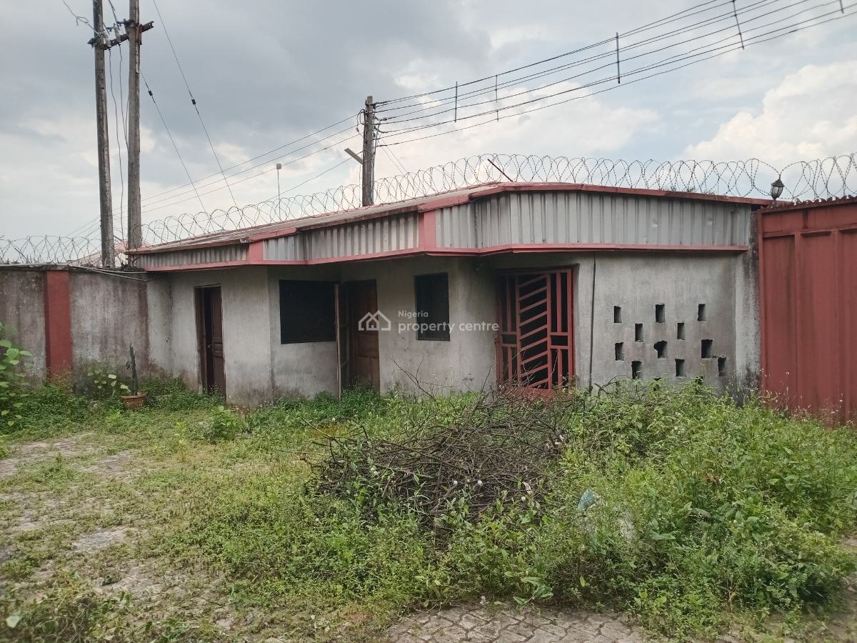 Standard Four (4) Bedroom Bungalow with Study and Laundry Room, Rumuodara, Port Harcourt, Rivers, Detached Bungalow for Sale