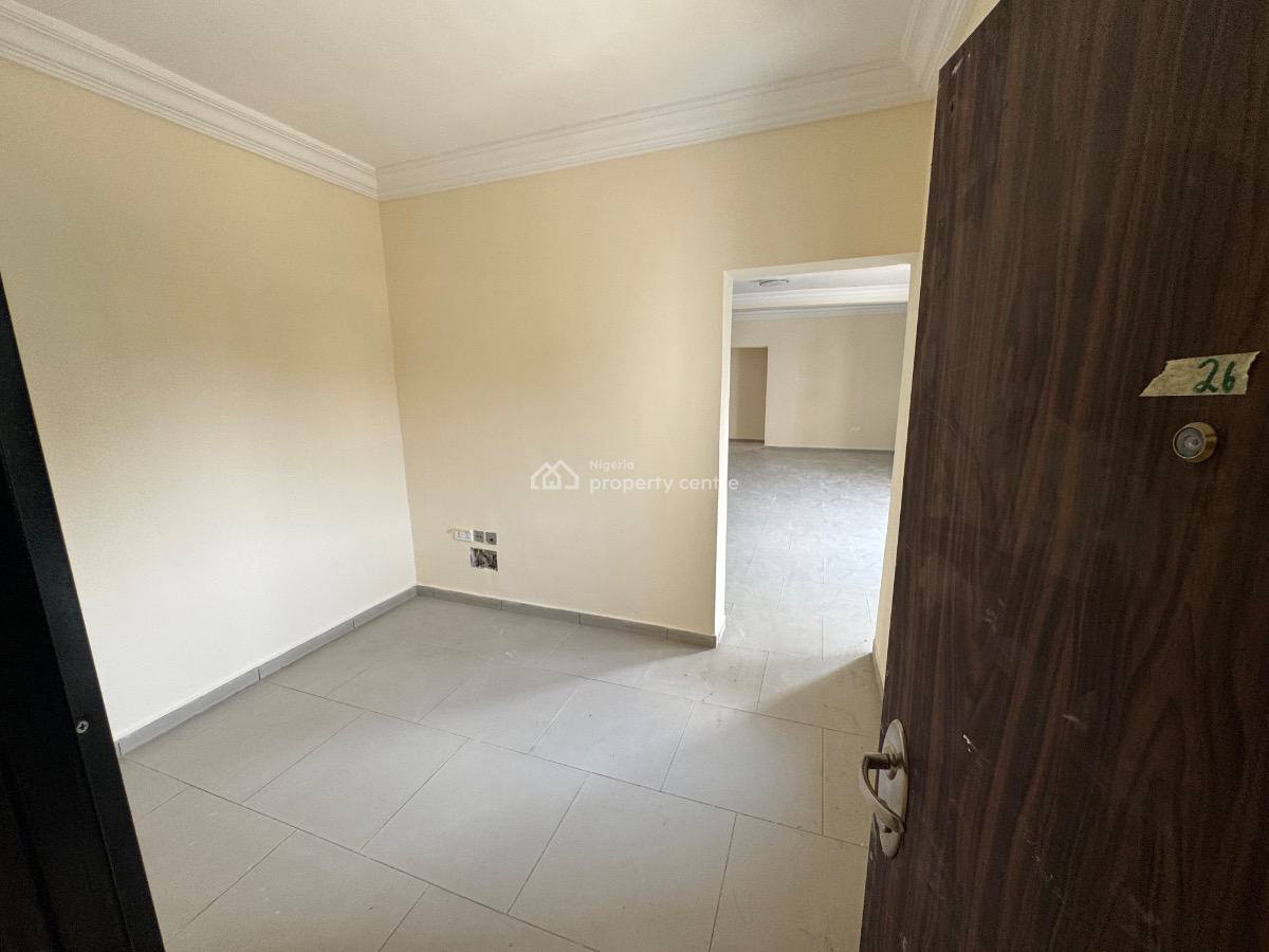 Brand New Refurbished 3 Bedroom Flat with Bq & Swimming Pool, Lekki Phase 1, Lekki, Lagos, Flat / Apartment for Rent