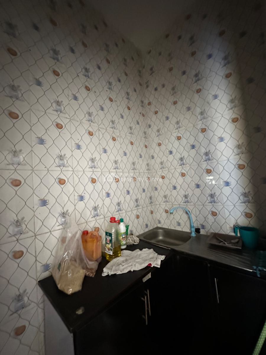 a Room and Palour, Ologolo, Lekki, Lagos, Mini Flat (room and Parlour) for Rent