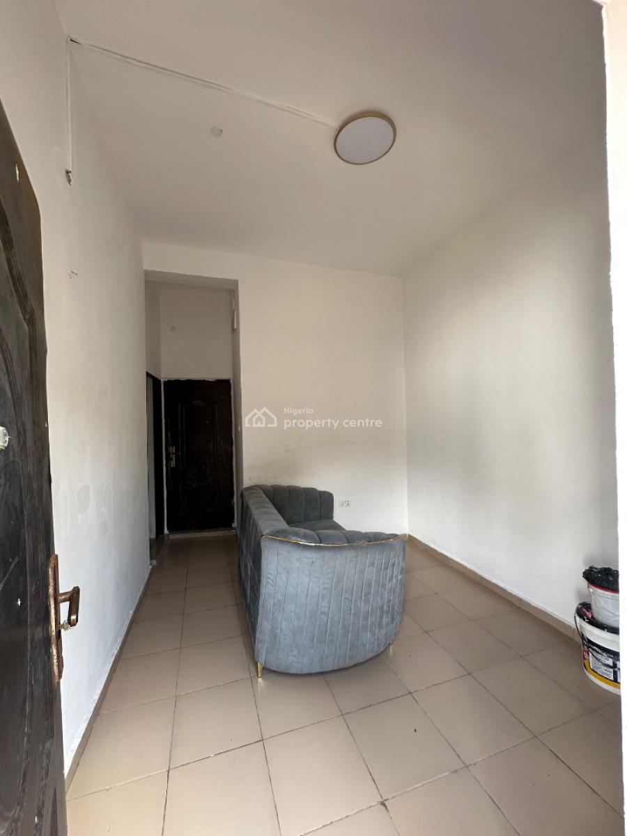 a Room and Palour, Ologolo, Lekki, Lagos, Mini Flat (room and Parlour) for Rent