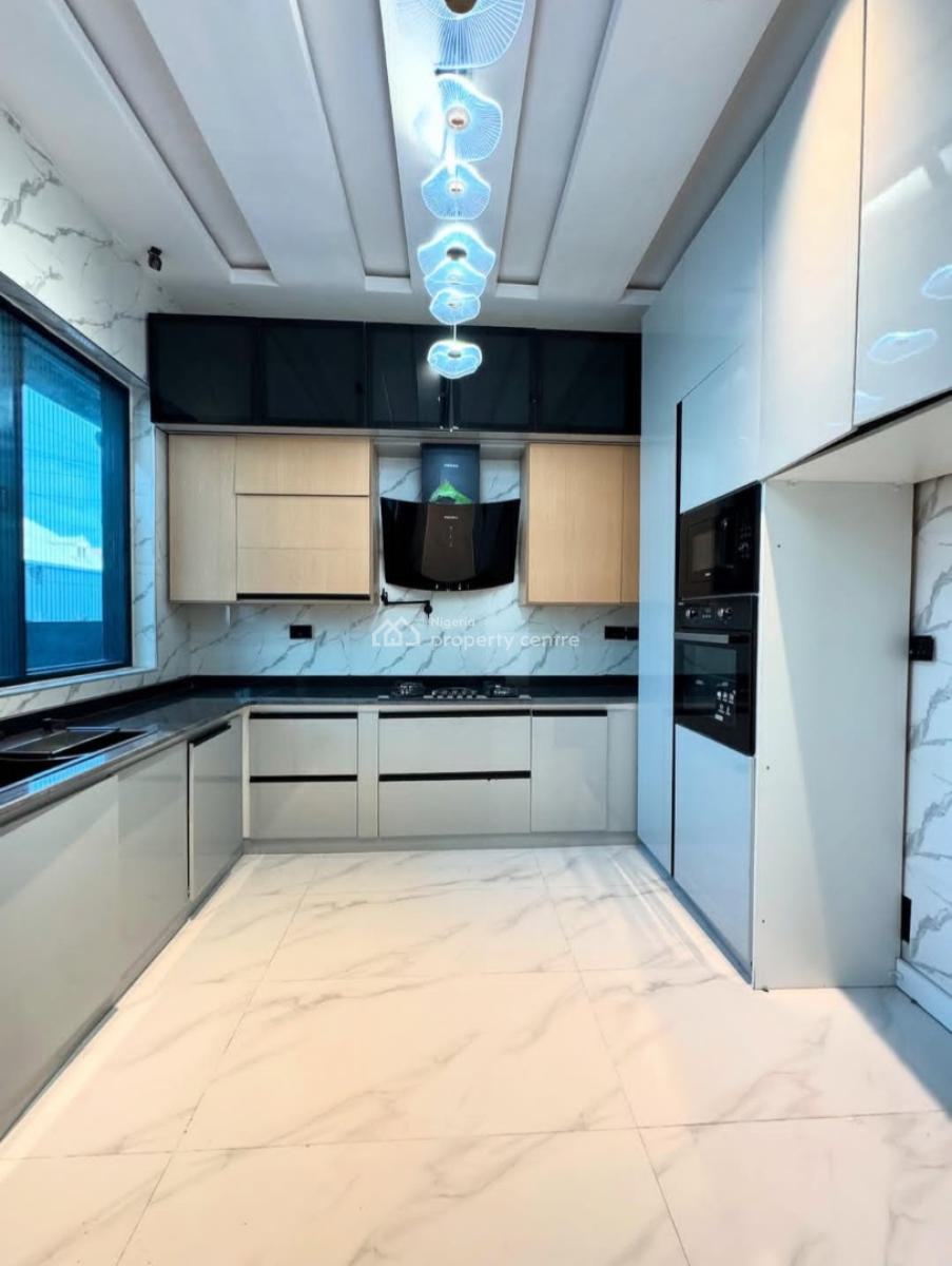 4, Lekki Phase 1, Lekki, Lagos, Terraced Duplex for Rent