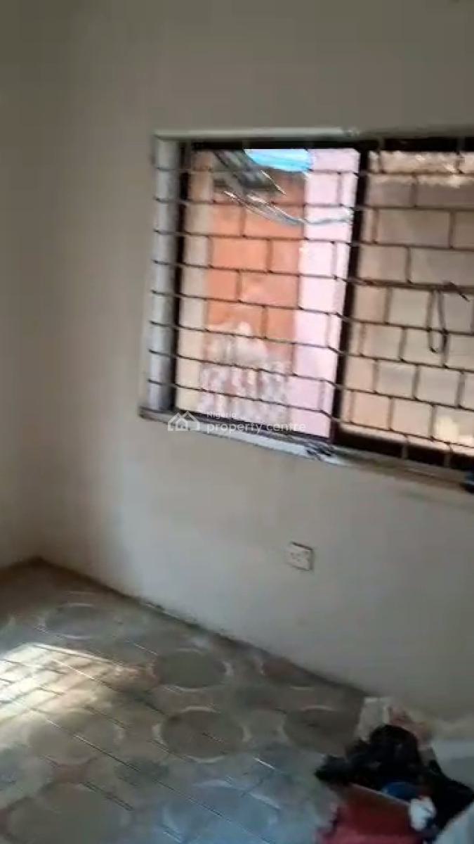 Spacious, Clean 3 Bedroom Apartment in a Nice Estate, Adeniyi Jones, Ikeja, Lagos, Flat / Apartment for Rent