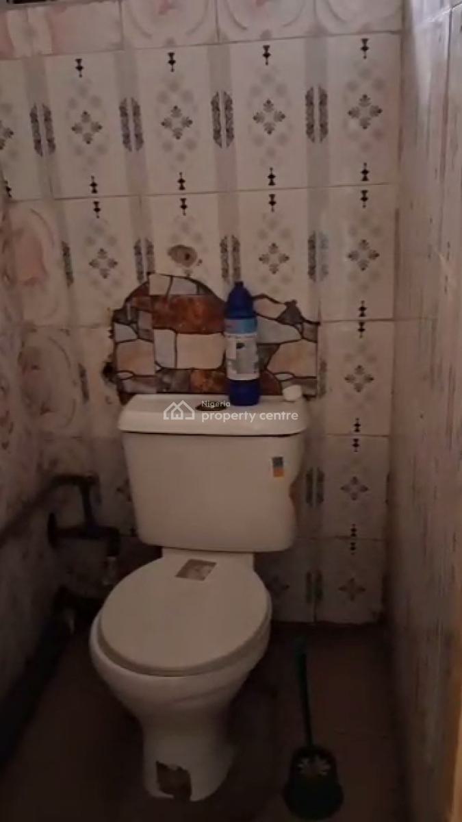 Spacious, Clean 3 Bedroom Apartment in a Nice Estate, Adeniyi Jones, Ikeja, Lagos, Flat / Apartment for Rent