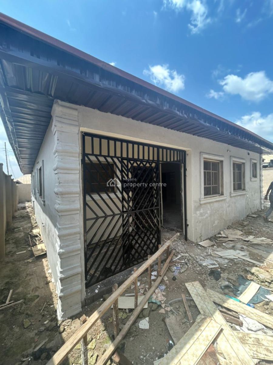 Newly Built 1& 2bedroom Flat with Modern Facilities, Jenriyin,kute,olodo, Ibadan, Ibadan, Oyo, Flat / Apartment for Rent