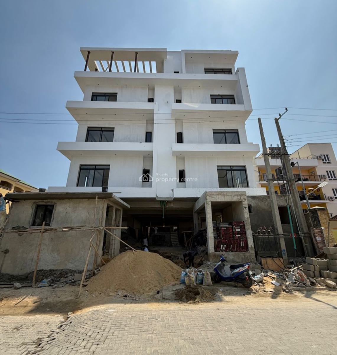 2 Bedroom Apartment, Freedom Way, Lekki Phase 1, Lekki, Lagos, Block of Flats for Sale