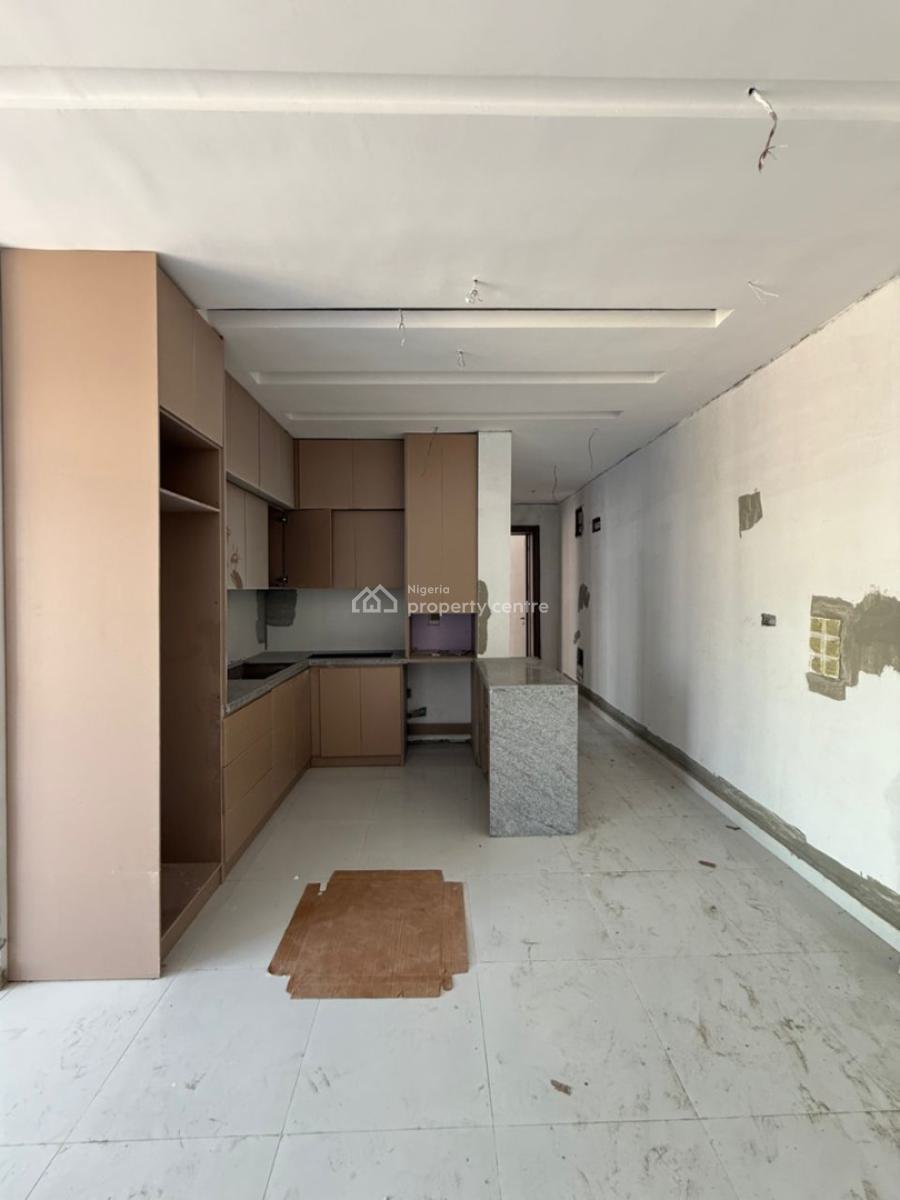 2 Bedroom Apartment, Freedom Way, Lekki Phase 1, Lekki, Lagos, Block of Flats for Sale