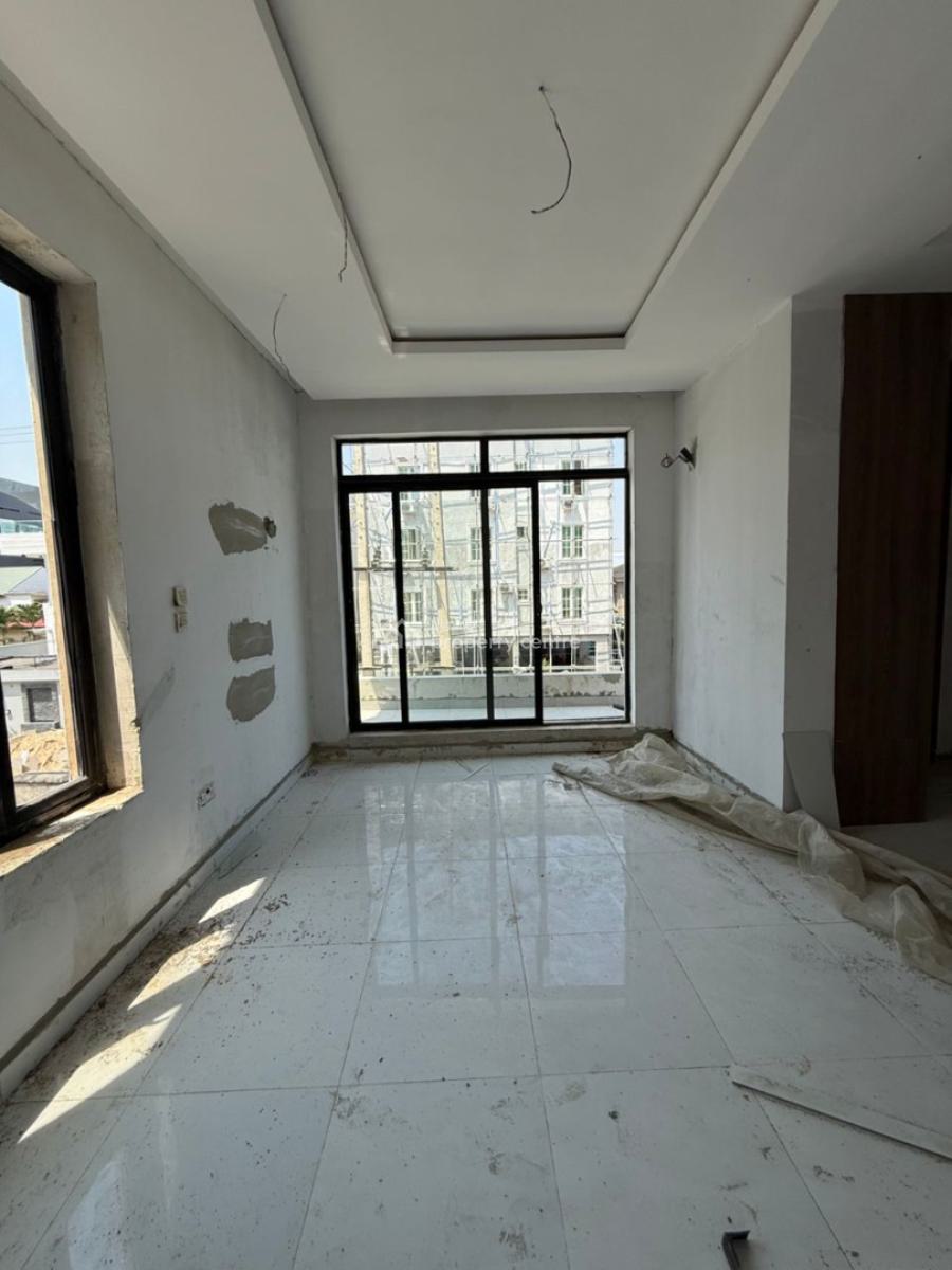 2 Bedroom Apartment, Freedom Way, Lekki Phase 1, Lekki, Lagos, Block of Flats for Sale