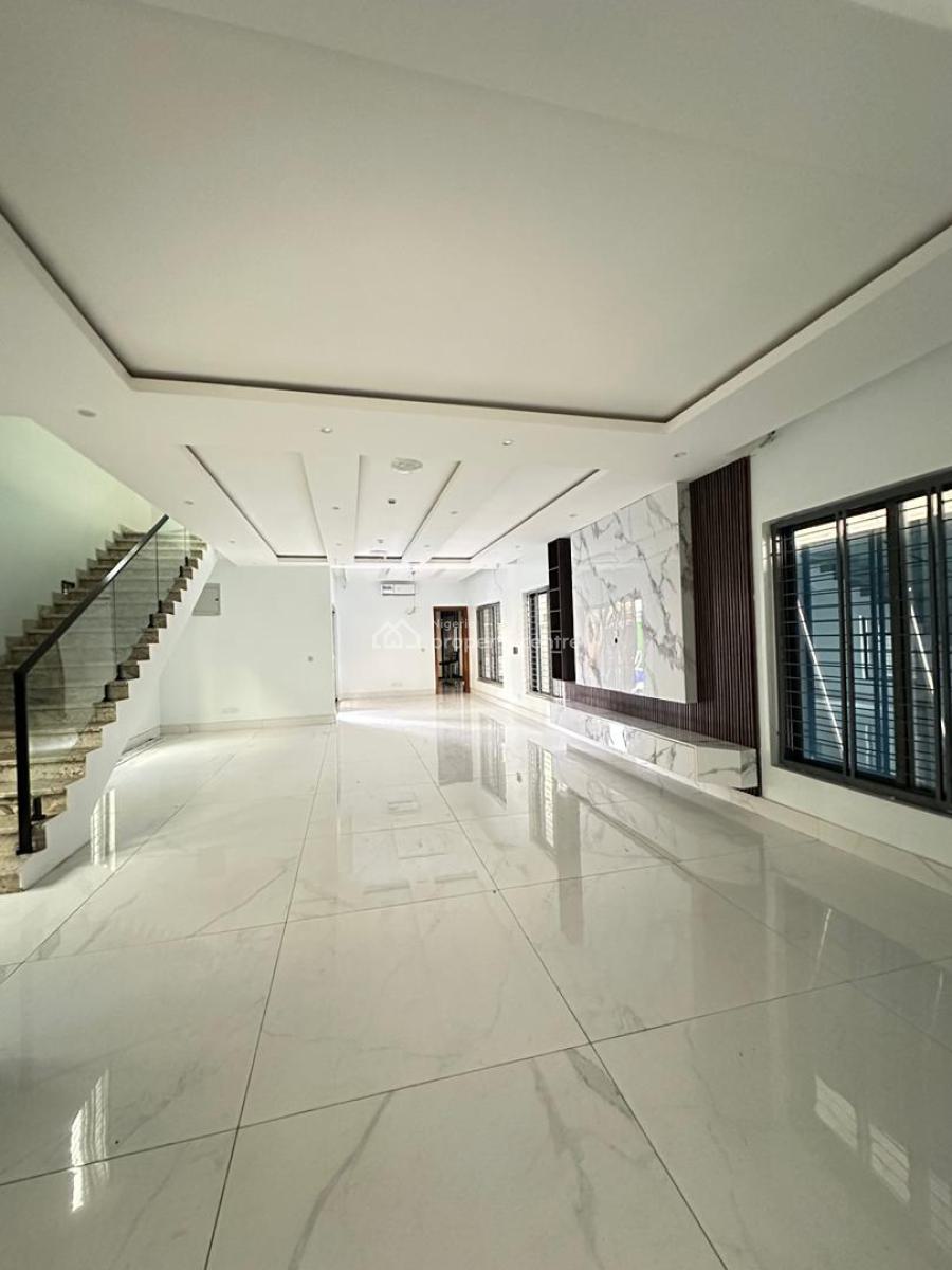 Exquisite Spacious 5 Bedroom Detached Duplex, Lekki Phase 1, Lekki, Lagos, Detached Duplex for Sale