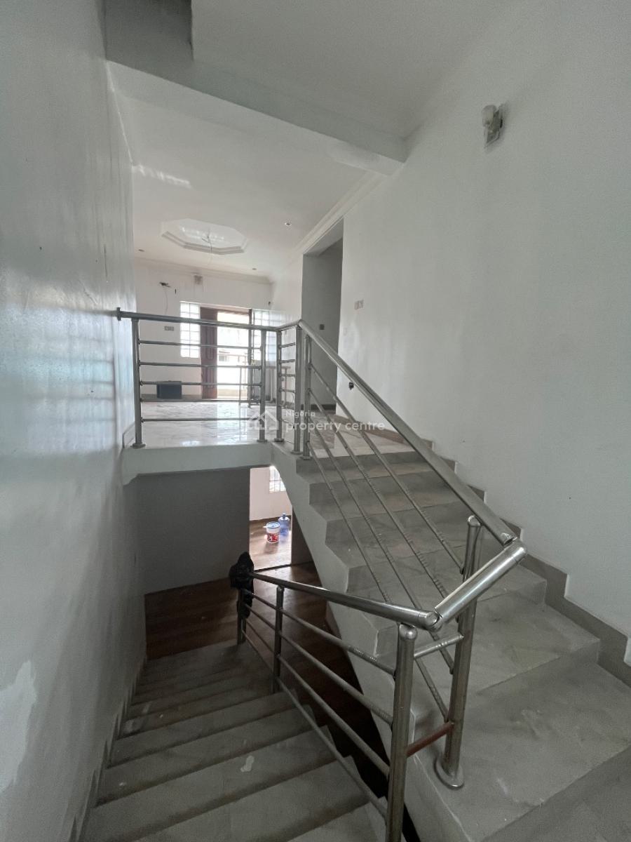 Beautiful Luxury Single Room with Wardrobe, Mobil Road Ilaje, Ajah, Lagos, Flat / Apartment for Rent