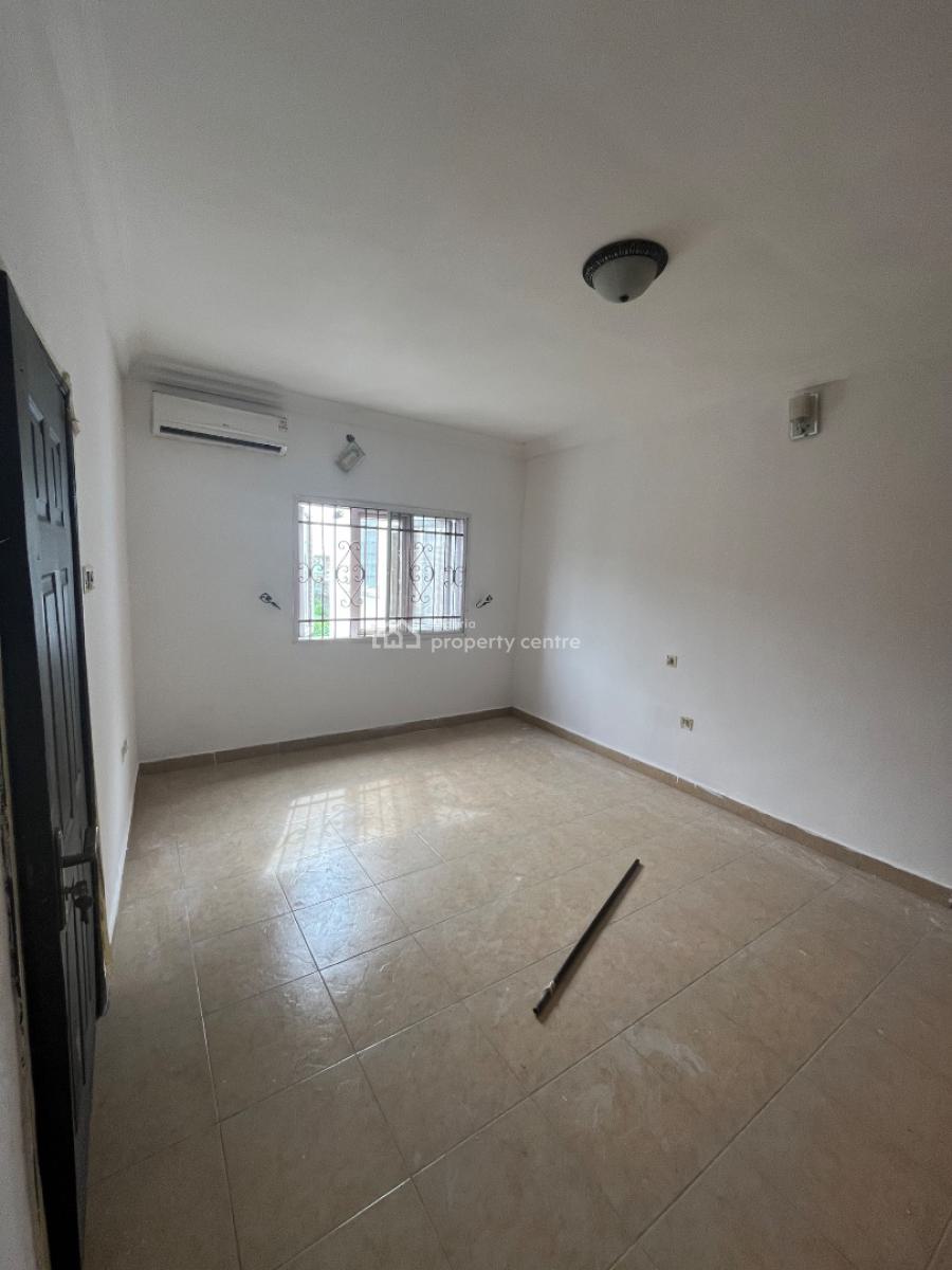 Beautiful Luxury Single Room with Wardrobe, Mobil Road Ilaje, Ajah, Lagos, Flat / Apartment for Rent