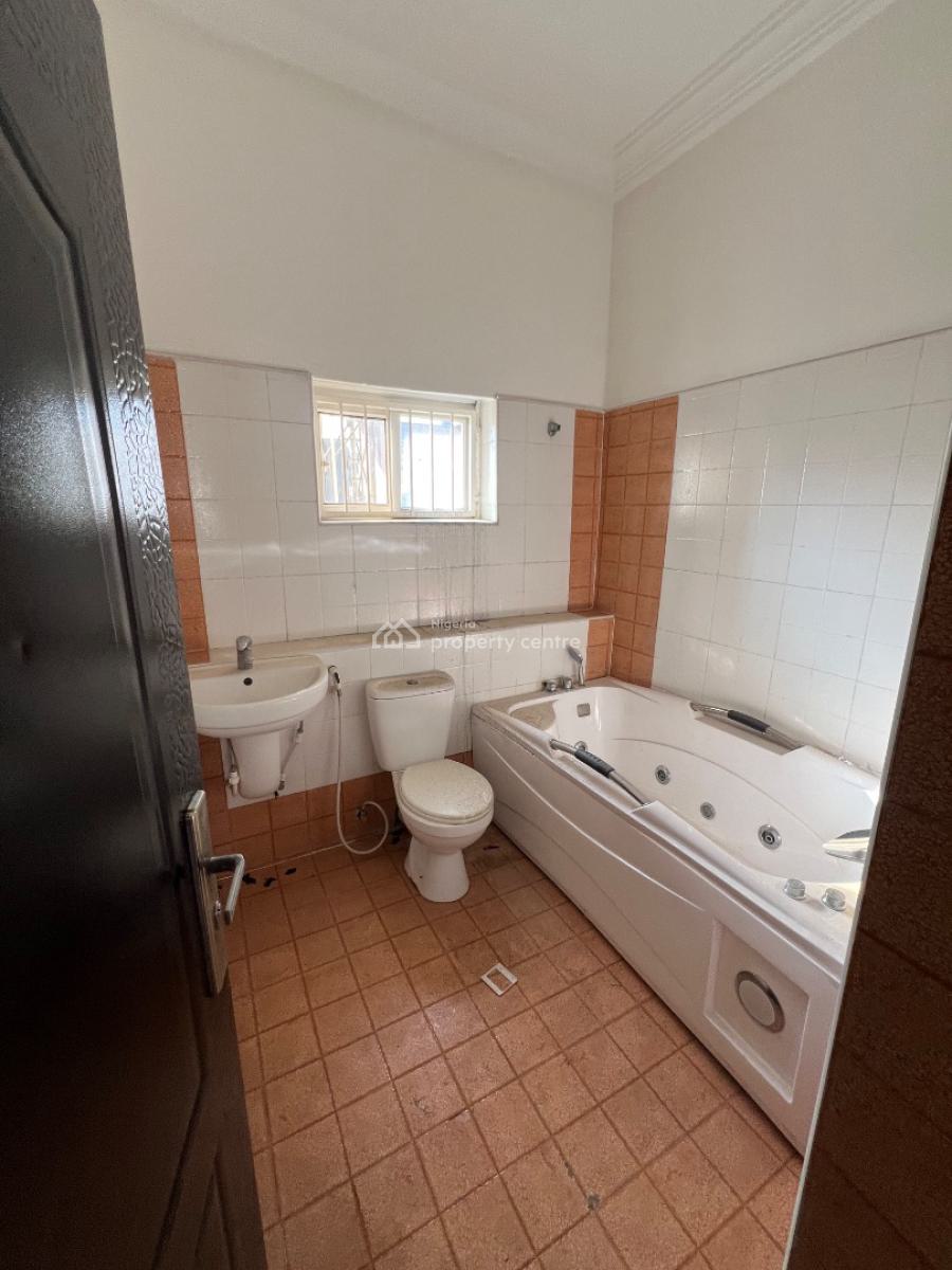 Super-clean 4-bedroom Detached Duplex with Bq (commercial Use Allowed), Lekki Phase 1, Lekki, Lagos, House for Rent