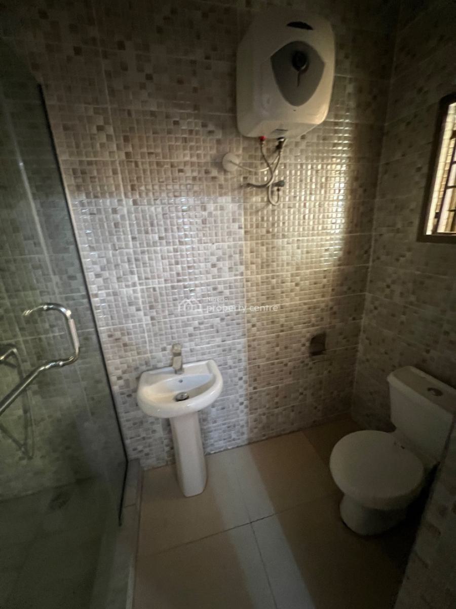 Super-clean 3-bedroom Semi-detached Duplex W/bq (commercial Allowed), Lekki Phase 1, Lekki, Lagos, House for Rent