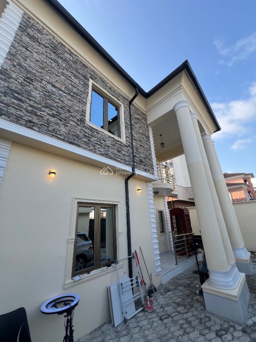 Super-clean 3-bedroom Semi-detached Duplex W/bq (commercial Allowed), Lekki Phase 1, Lekki, Lagos, House for Rent