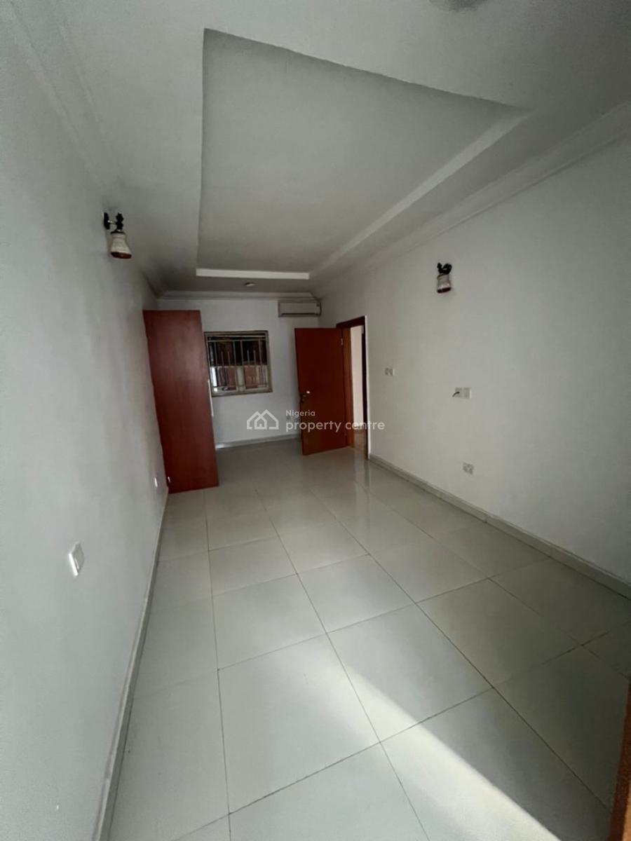 4 Bedroom Terrace By Magistrate Court., By Magistrate Court, Life Camp, Abuja, Terraced Duplex for Rent