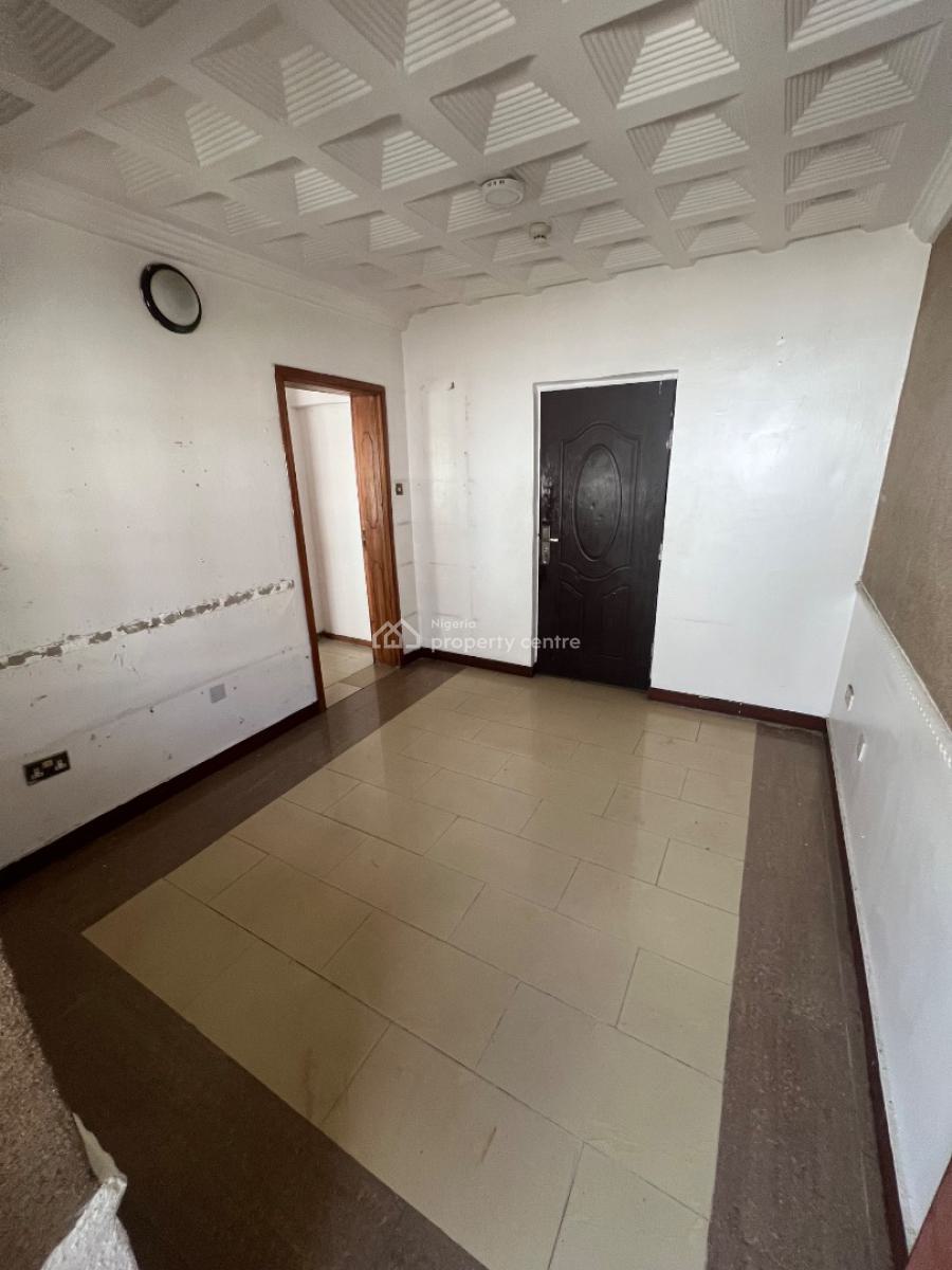Miniflat with in The Heart of Lekki Phase 1, Bisola Durotimi Etti Drive, Lekki Phase 1, Lekki, Lagos, Mini Flat (room and Parlour) for Rent