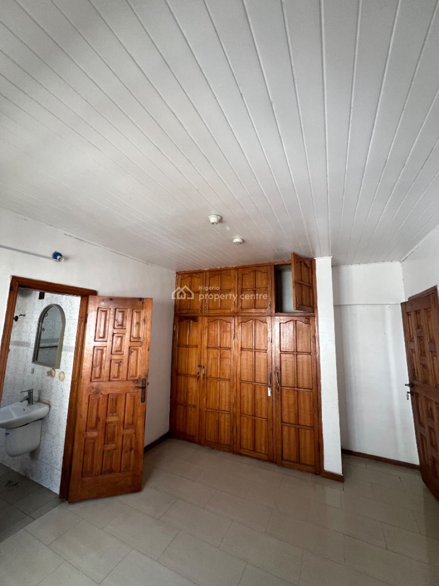 Miniflat with in The Heart of Lekki Phase 1, Bisola Durotimi Etti Drive, Lekki Phase 1, Lekki, Lagos, Mini Flat (room and Parlour) for Rent