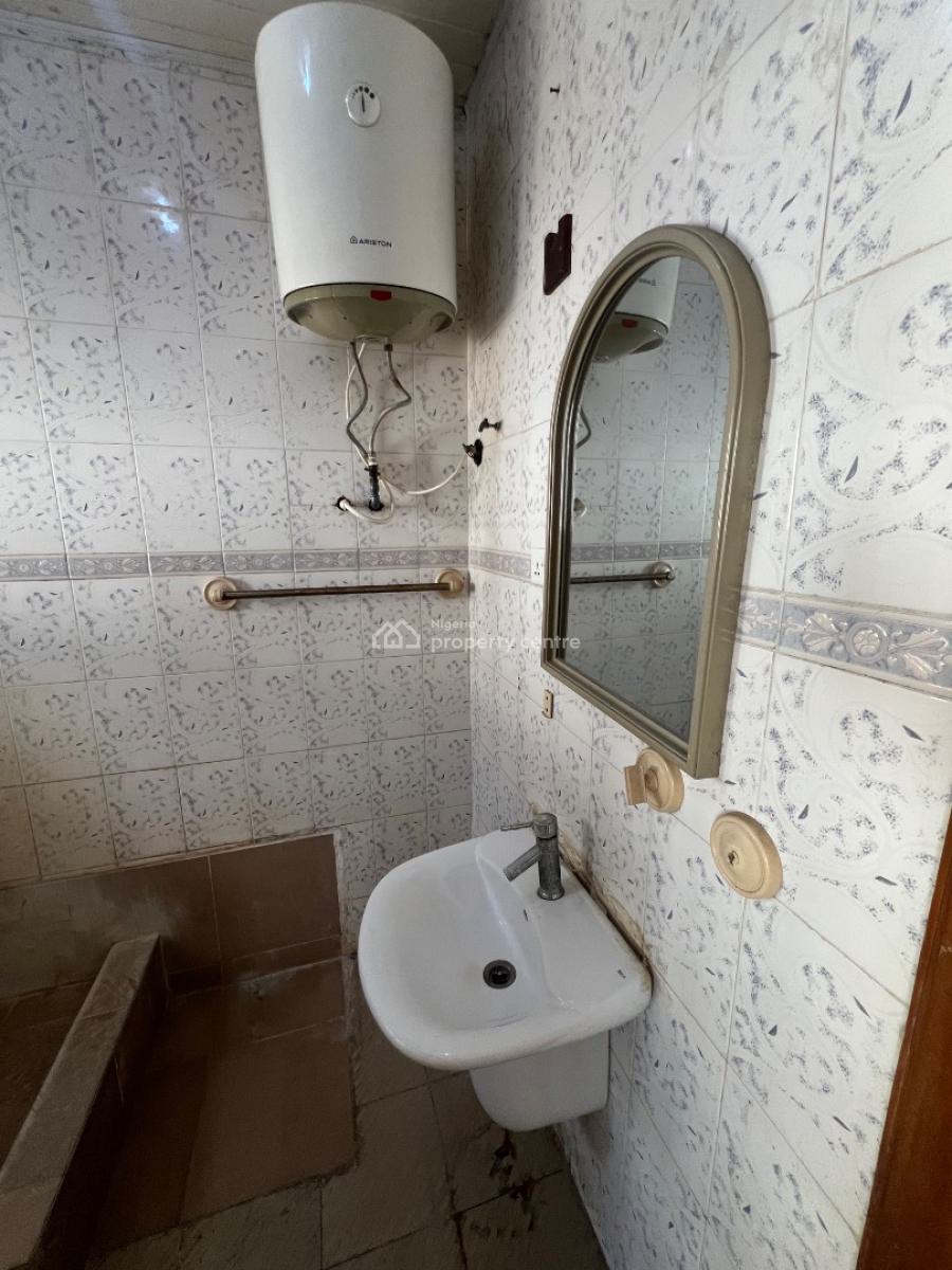 Miniflat with in The Heart of Lekki Phase 1, Bisola Durotimi Etti Drive, Lekki Phase 1, Lekki, Lagos, Mini Flat (room and Parlour) for Rent