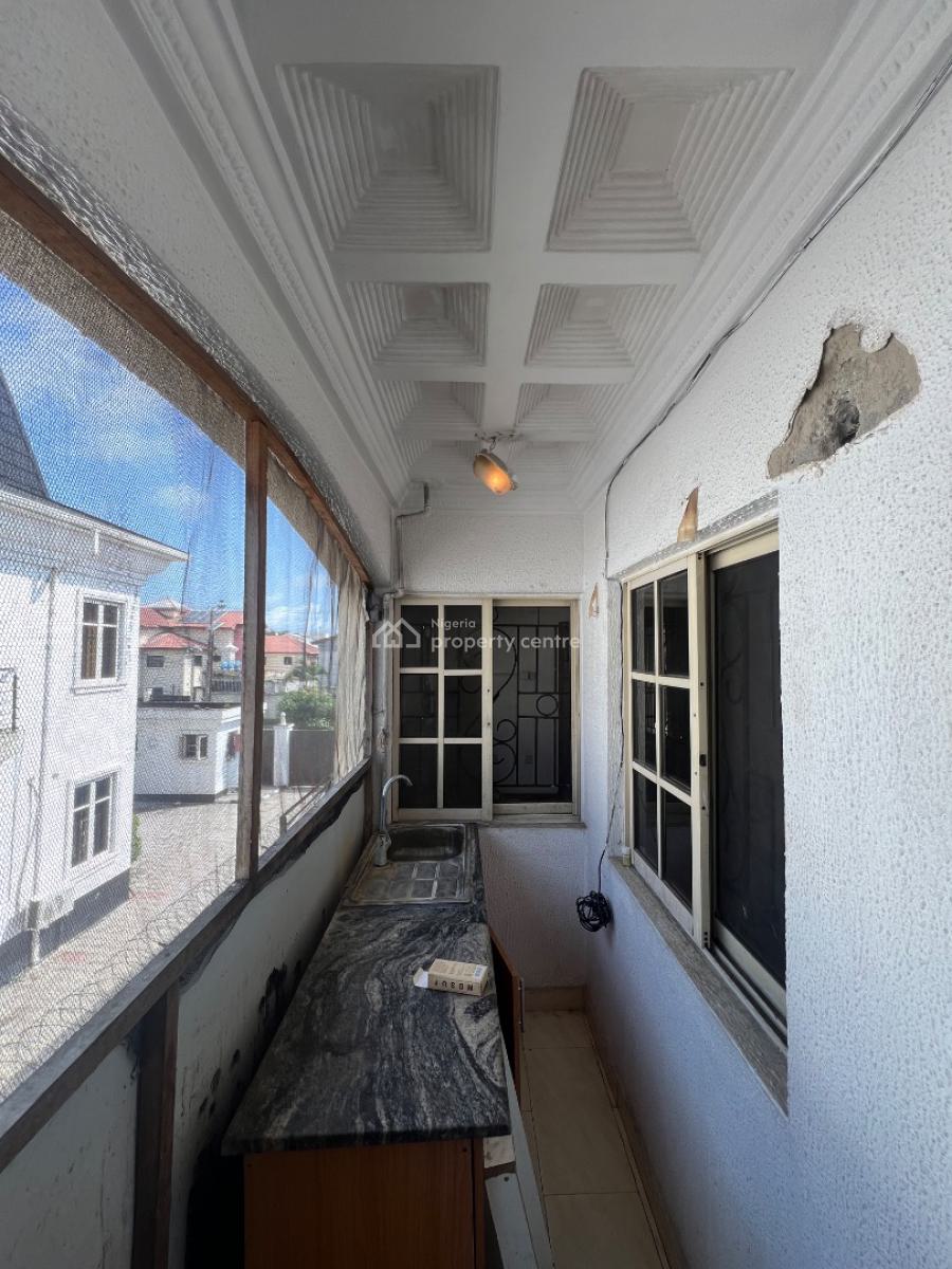 Miniflat with in The Heart of Lekki Phase 1, Bisola Durotimi Etti Drive, Lekki Phase 1, Lekki, Lagos, Mini Flat (room and Parlour) for Rent
