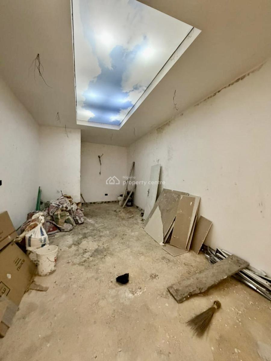 Brand New Shop in a Very Good Mall Located in a Strategic Location, Lekki Phase 1, Lekki, Lagos, Plaza / Complex / Mall for Rent