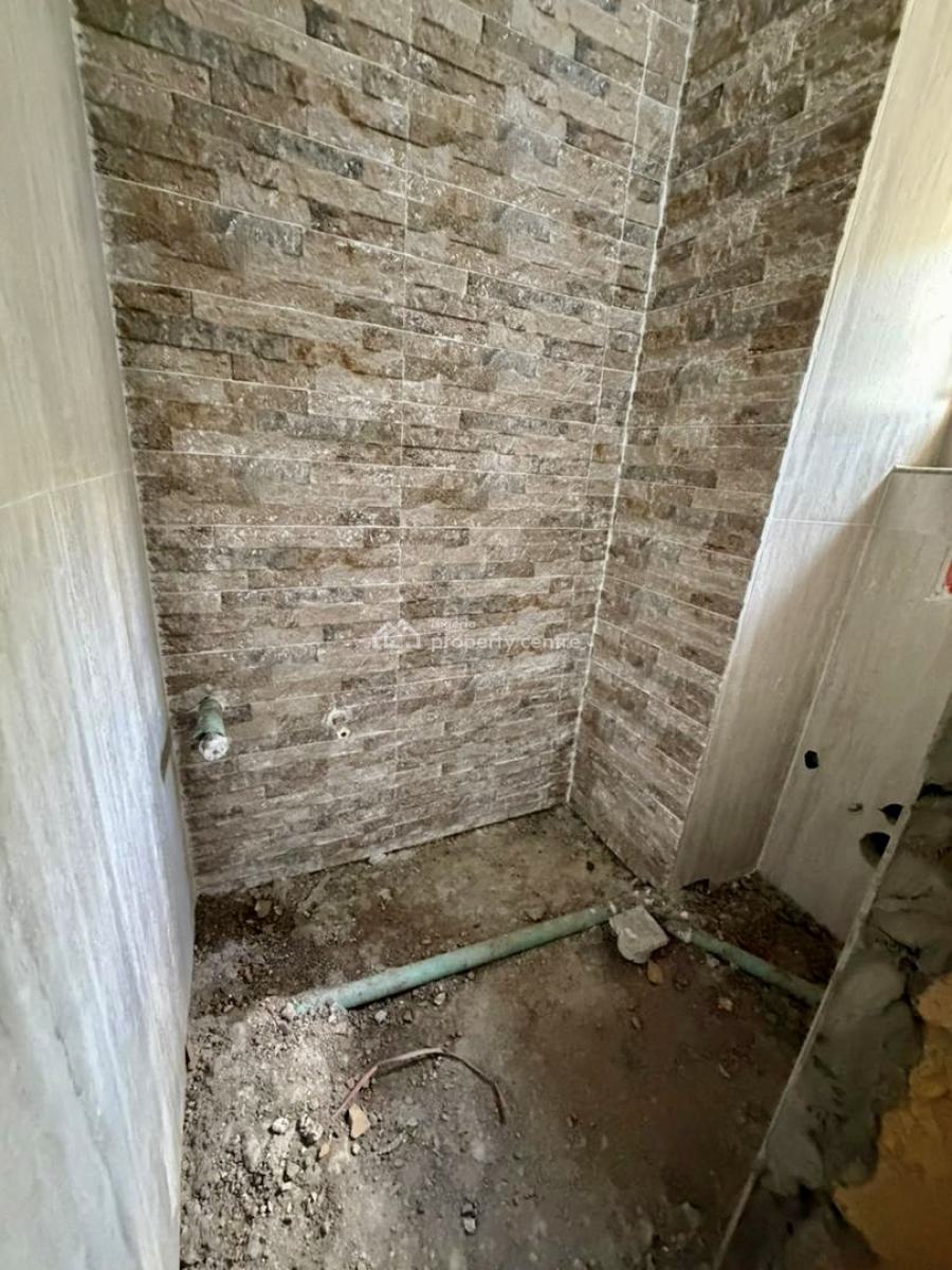 Brand New Shop in a Very Good Mall Located in a Strategic Location, Lekki Phase 1, Lekki, Lagos, Plaza / Complex / Mall for Rent