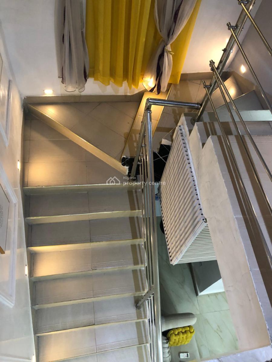 Sweet Standard Four Bedroom Terraced Duplex with a Bq. Selling Empty, Off 1st Avenue, Gwarinpa, Abuja, Terraced Duplex for Sale