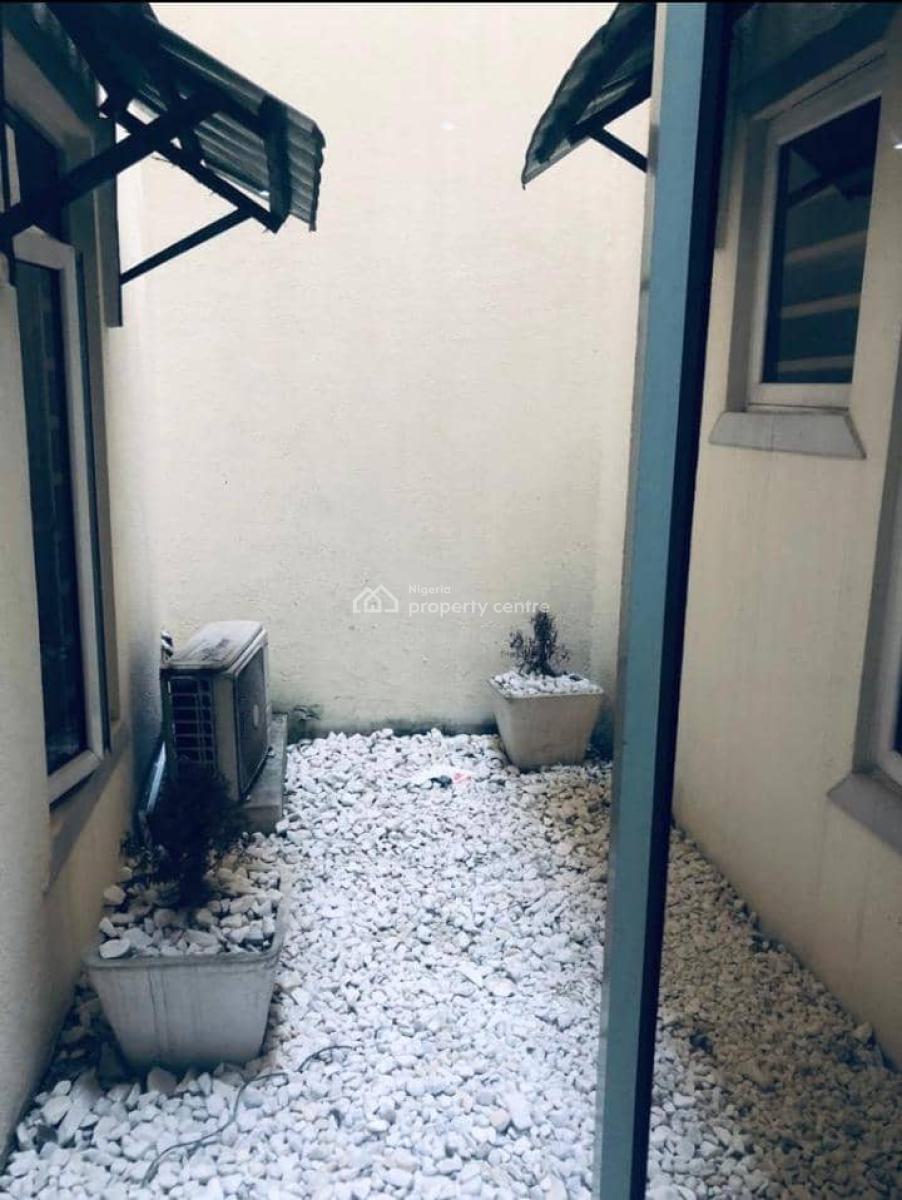 Fully Serviced Luxury 2 Bedrooms Apartment with Pool on Ground Floor, Dideolu Estate, Victoria Island (vi), Lagos, Flat / Apartment for Rent