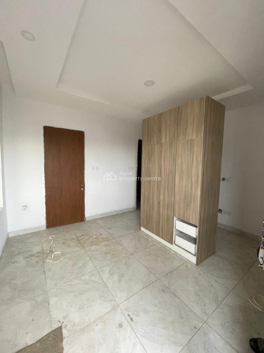 Brand New & Fully Service 3bedroom Flat with Bq Each, Fitted Kitchen W, Lekki Right, Lekki Phase 1, Lekki, Lagos, Flat / Apartment for Rent