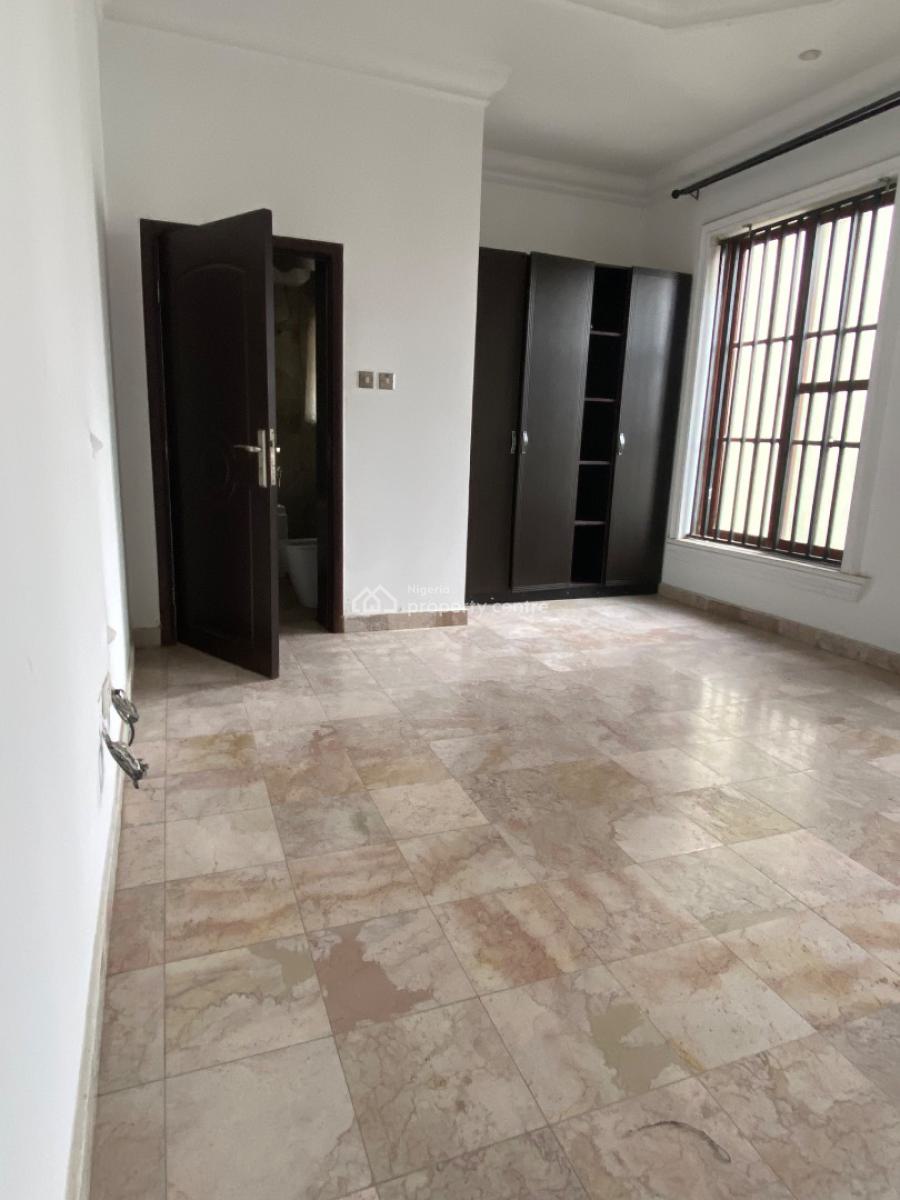 Elegant Luxury 3 Bedroom Flat with Bq, Banan Island Road in an Estate, Ikoyi, Lagos, Flat / Apartment for Rent