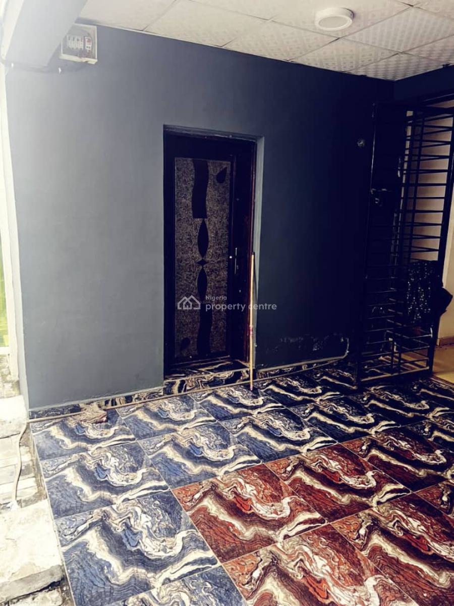 Spacious Self-contained with Personal Kitchen and Toilet, Kunsela Road By Conoil Filling Station, Ikate, Lekki, Lagos, Self Contain (single Rooms) for Rent