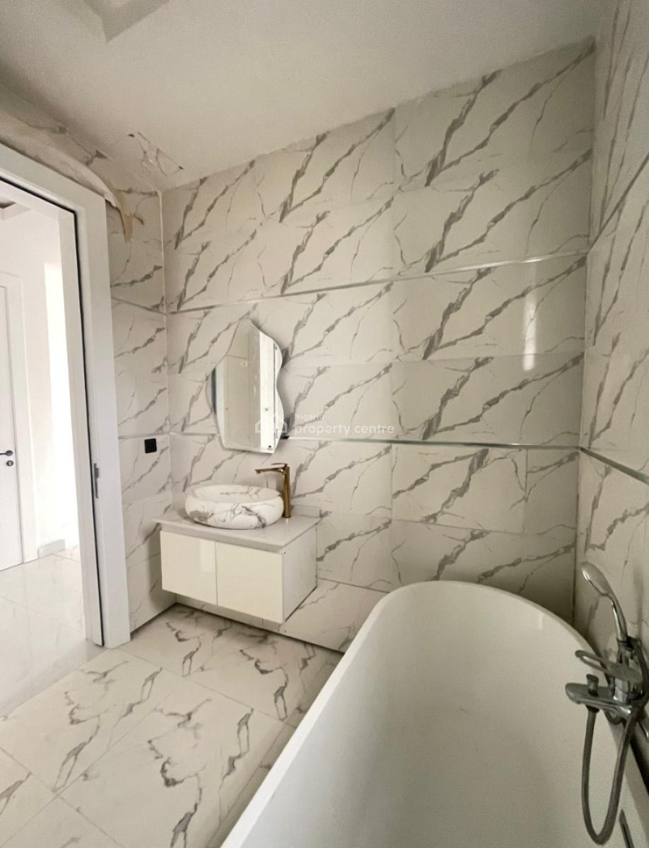 Exquisitely Built 5 Bedroom Fully Detached Duplex with Bq, Cinema, Roo, Megamound, Lekki County 💰price: ₦550m  Features • Ensuite Rooms || Ae, Ikota, Lekki, Lagos, Detached Duplex for Sale