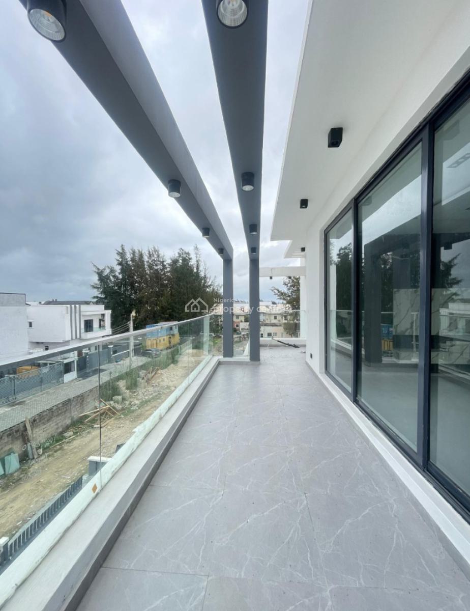 Exquisitely Built 5 Bedroom Fully Detached Duplex with Bq, Cinema, Roo, Megamound, Lekki County 💰price: ₦550m  Features • Ensuite Rooms || Ae, Ikota, Lekki, Lagos, Detached Duplex for Sale