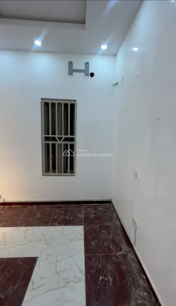 Service One Bedroom Mini Flat, Chevron Drive, Lekki Phase 1, Lekki, Lagos, Mini Flat (room and Parlour) for Rent