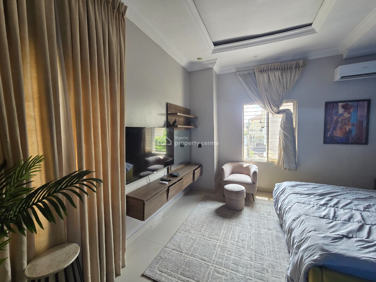 Tastefully Finished & Serviced Nine (9) Units of Miniflats, Lekki Phase 1, Lekki, Lagos, Mini Flat (room and Parlour) for Rent