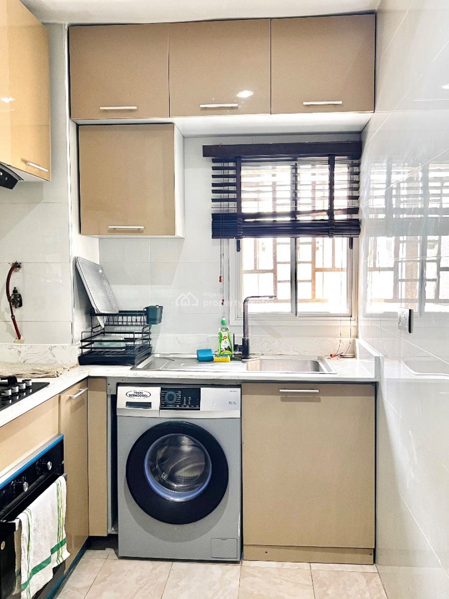 Luxury 3 Bedroom Apartment, Lekki Phase 1, Lekki, Lagos, Flat / Apartment Short Let