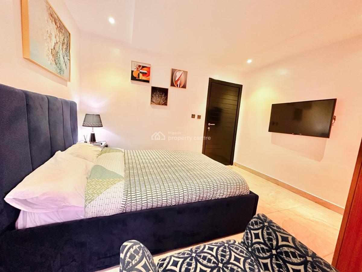 Luxury 3 Bedroom Apartment, Lekki Phase 1, Lekki, Lagos, Flat / Apartment Short Let